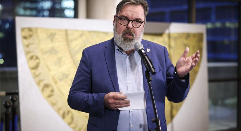 A 800 milliós meló: L. Simon László visszatért a Nemzeti Múzeumba