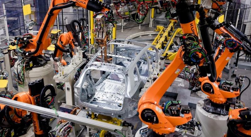 2,7 százalékos éves visszaeséssel kezdte az ipar a negyedik negyedévet