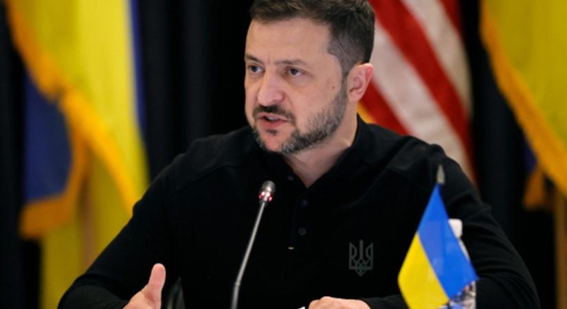 Drónok támadtak Zelenszkij elnökre? Ebből borzalmas tragédia is lehetett volna