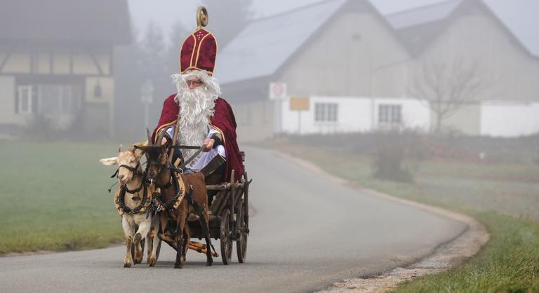 Hitler összebalhézott a Mikulással, aki alaposan bemosott a Führernek