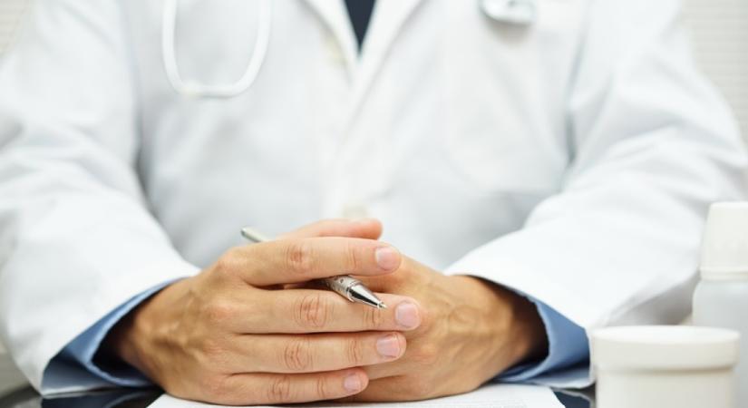 Mindenki azt hitte, csak depresszió kínozza a nőt: amikor fény derült a tünetek valódi okára, már nem tudták megmenteni az életét