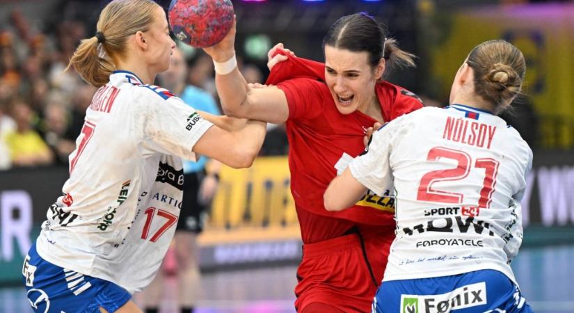 Tombolnak a szerbek, mert szerintük az argentin bírók súlyosan megsértették a kézilabda szabályait