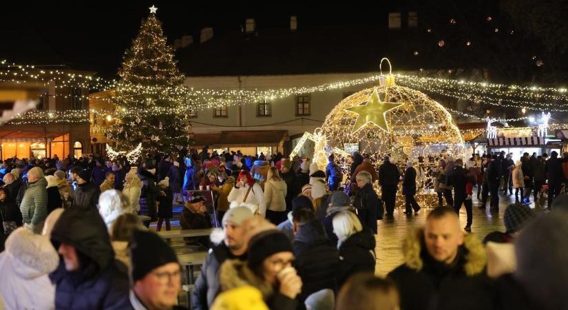 Mikulás, fények, koncertek: maximumon pörög Hevesben az advent, itt az összes hétvégi program