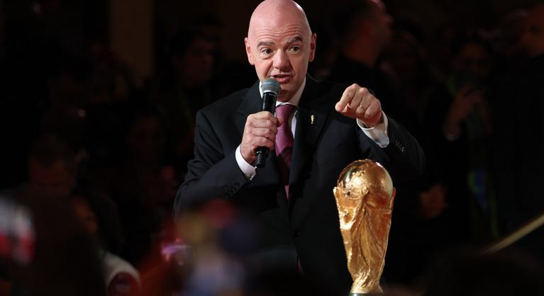 Nagy pénz, nagy foci: a FIFA több mint 4000 milliárdos bevételre számít