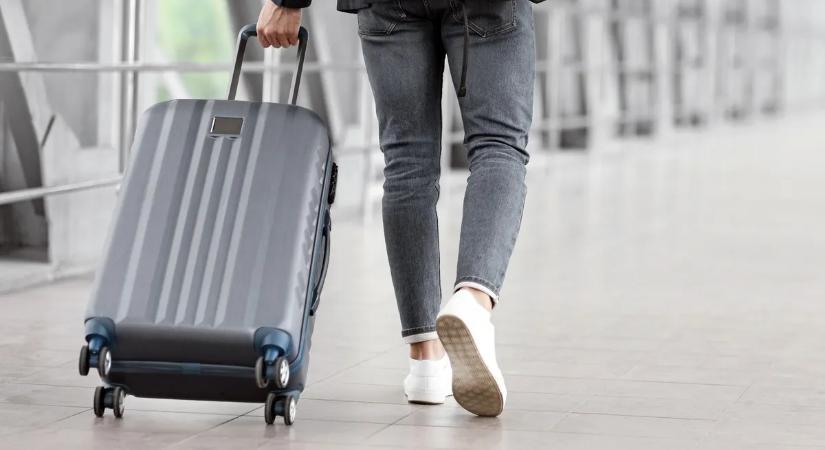 Most kaptuk: azonnal lezárták a repteret, budapesti gép is érintett