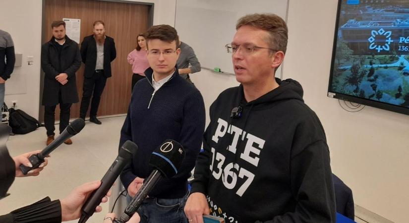 Milyen egyetemi fejlesztés készül Pécsen? – Hankó Balázst kérdezhették a diákok
