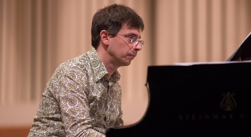 Először hanzik el nálunk Eötvös Péter egyik műve