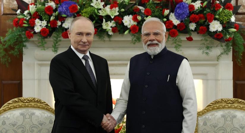 „Hetvenkedett" Indiában Vlagyimir Putyin