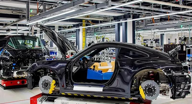 Újabb megszorításokra készül a Porsche