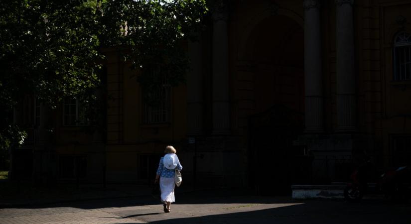 Rejtélyes nyugdíjkérdés: mi történik, ha egy Nők40-es nyugdíjas megözvegyül?