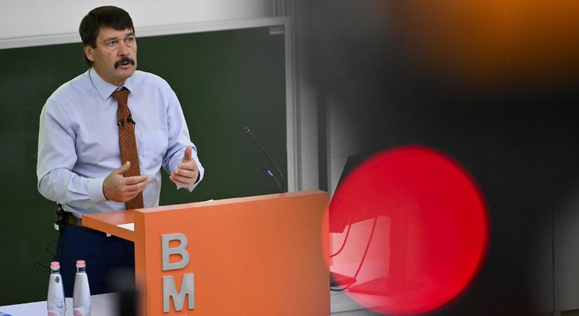 Áder János mégiscsak felszólal egy fideszes nagygyűlésen