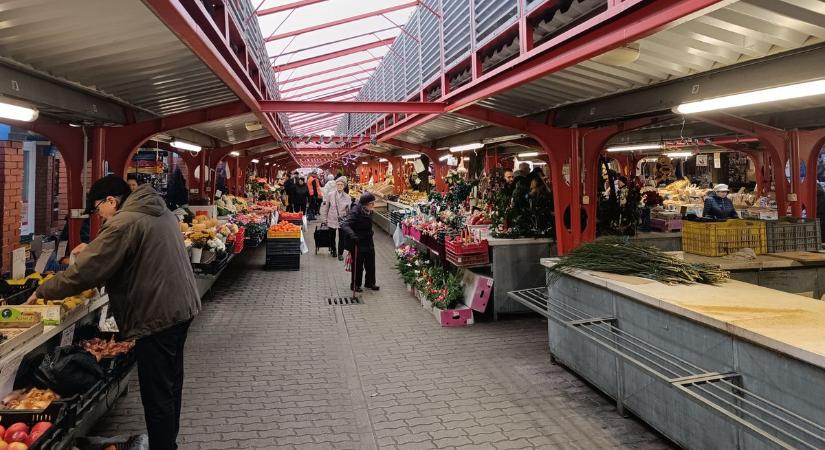 Egy retro karácsonyi édesség is feltűnt a dunaújvárosi piacon