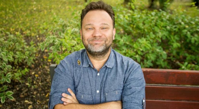 Aranyosi Péter: A politikusok elveszik a munkámat