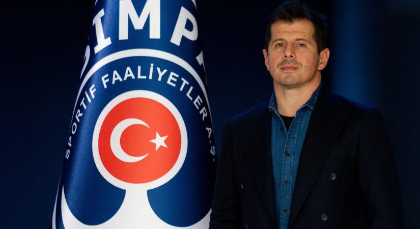 Új vezetőedzőt neveztek ki Szalai Attila csapatánál