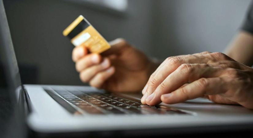 Kifizette az áru értékének felét, de semmit sem kapott. Így nyúlták le a csalók a zalai nő pénzét!