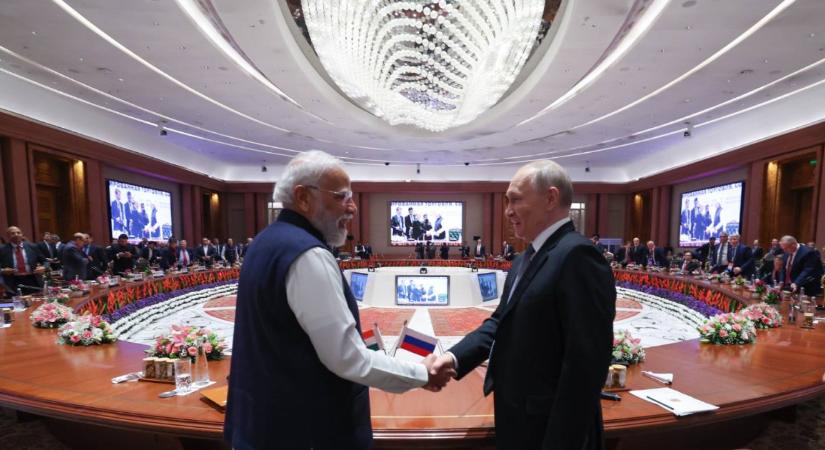 Vlagyimir Putyin és Nerendra Modi az indiai–orosz kereskedelem bővítéséről állapodott meg