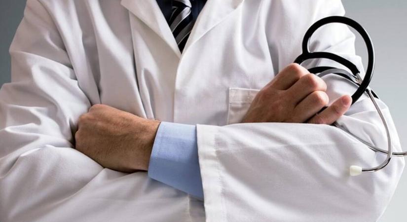 ‘…ig. főorvos nélkül elműködik valahogy a kórház, belgyógyász nélkül meg nem…’ – kommentelték a Szent Imre Kórházról szóló hírt