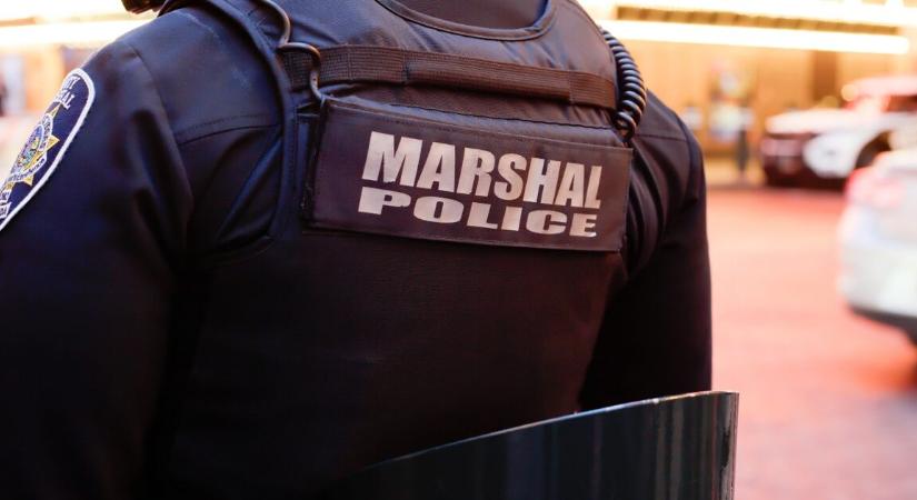 Döbbenetes tragédia – 175 km/órával ütközött a 19 éves fiatal, meghalt a terhes barátnője