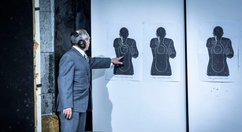 Pintér Sándor lőtt