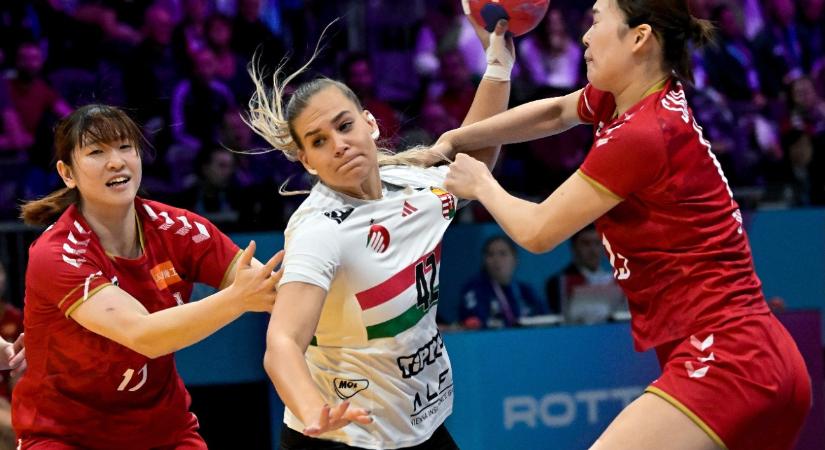 Vb: a legjobb nyolc között a női kéziválogatott