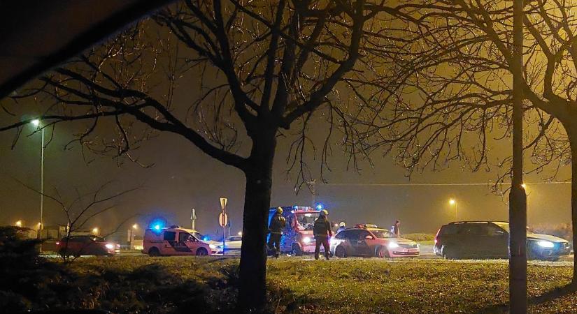 Karambol történt Pécsett, egy sűrű körforgalomnál