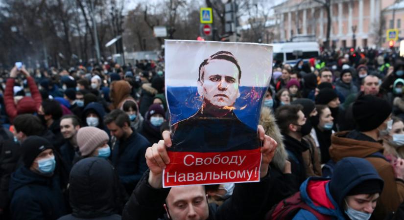 Kreml: Putyin felvilágosította Bident a Navalnij-ügyről