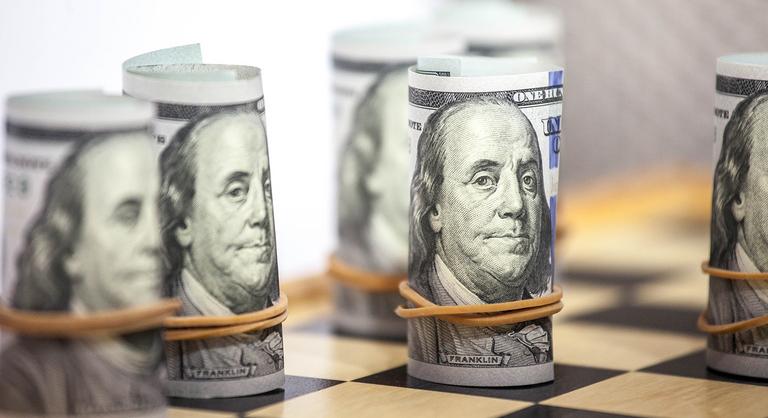 Mennyire tudunk és mennyire félünk befektetni?