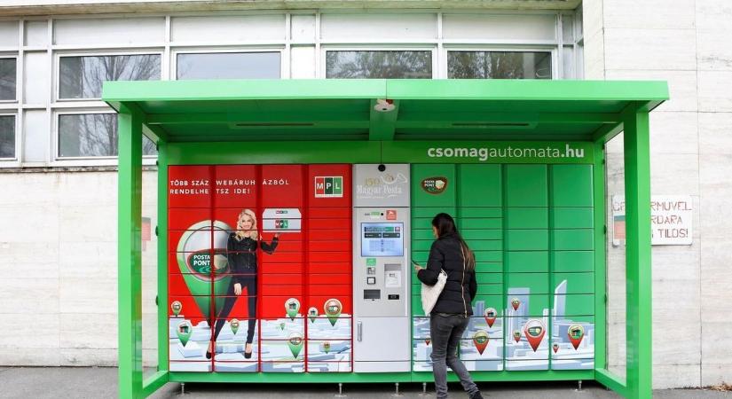 Csomagautomata vagy házhoz szállítás – melyik érkezik gyorsabban?