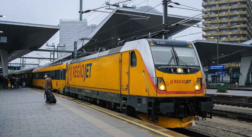 Ennyiből lehet kijutni a bécsi adventi vásárokba - fotók, videó