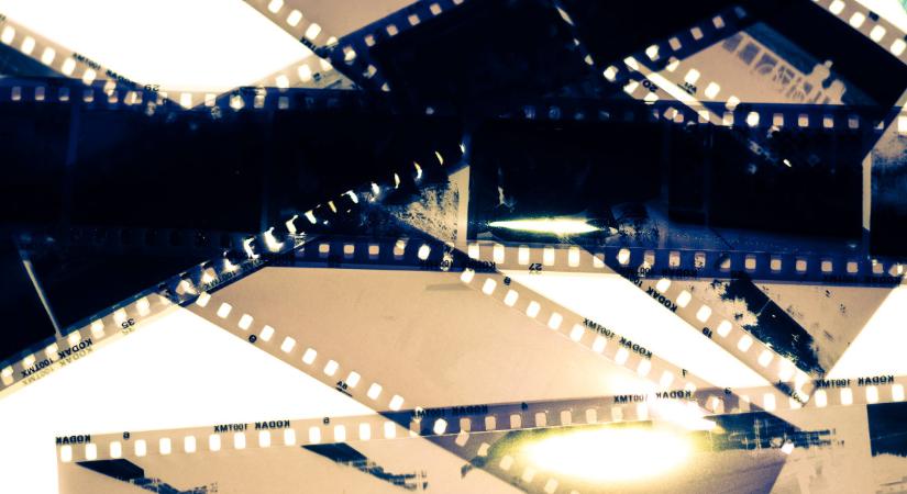 Észrevetted? A filmek és sorozatok titkos reklámtrükkje