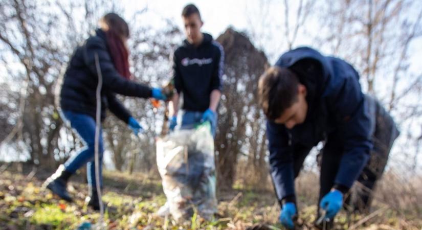 Sokszor nem is tudunk róla, de műanyagot rágunk naphosszat