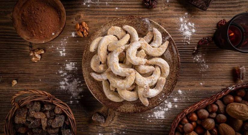 Nagyiféle omlós, vaníliás hókifli: a karácsony illata a konyhában