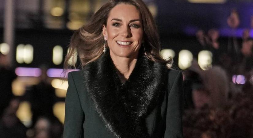 Lajos herceg nagyot nőtt, Charlotte ilyen csinos volt - Katalin hercegné zöld ruhában ragyogott gyermekei mellett