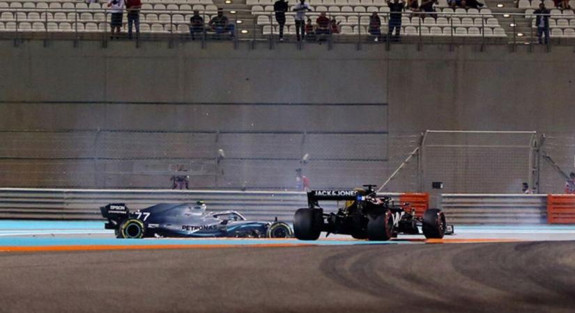 Nem sűrűn látni ennyire érthetetlen ütközést egy F1-es szabadedzésen