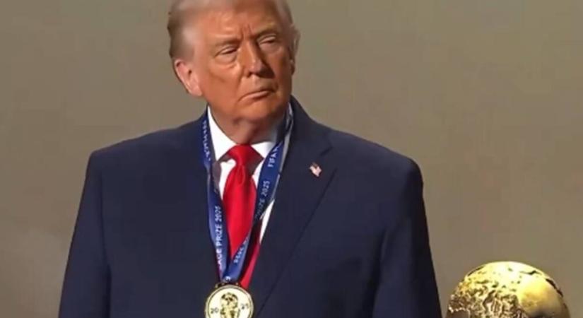 Trump békedíjat akart és -láss csodát- békedíjat kapott – Jó, jó, nem Nobel, hanem FIFA, de az övé…