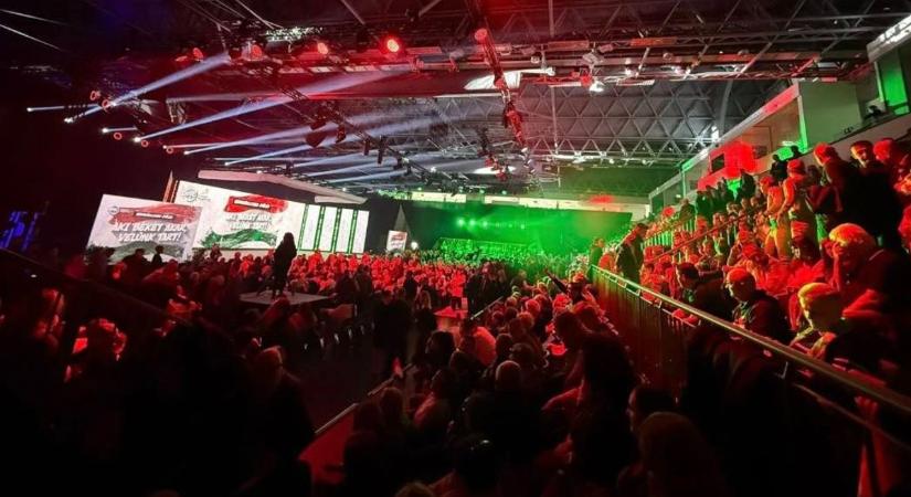 Újabb szombat, újabb teltház! Hangolódás a Háborúellenes Gyűlésre: Bohár Dániel erre szólít fel mindenkit