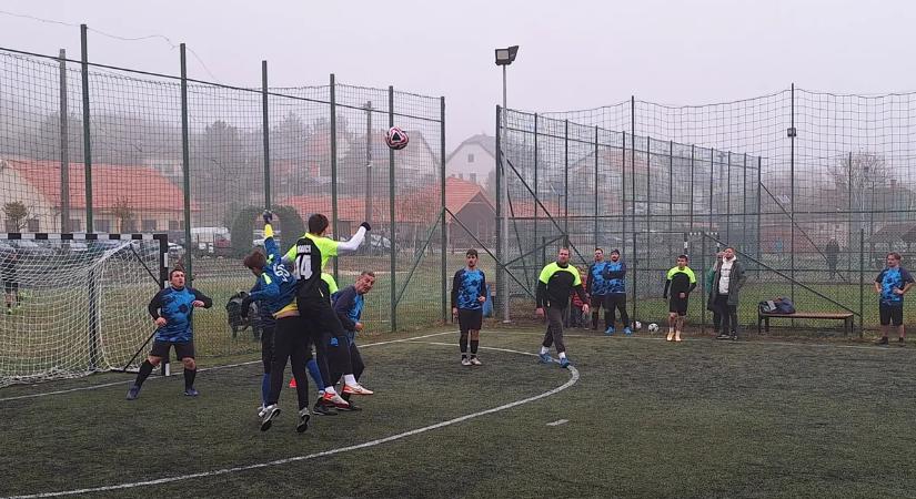 Kispályás futballmentő tornasorozat Fejér vármegyében
