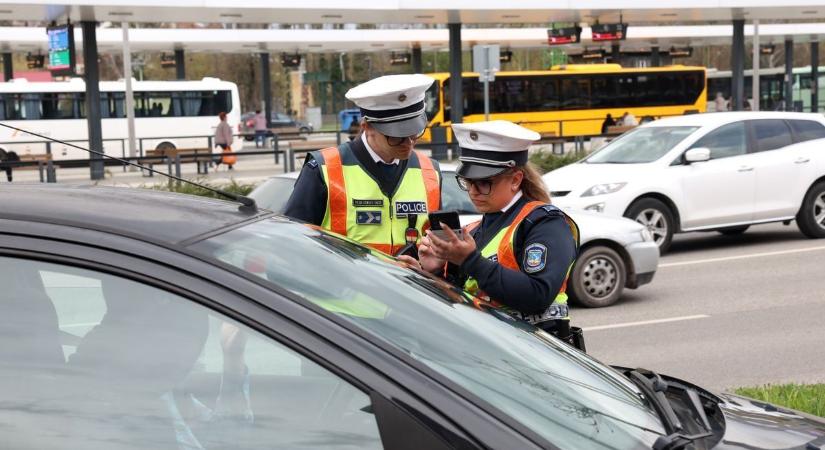 Ingyen itatják a kocsmák a sofőröket, mégsincs világbotrány