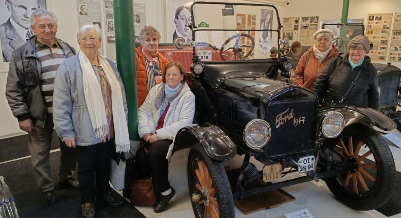 A Ford t modell konstruktőrére emlékeztek szülővárosában – galériával, videóval