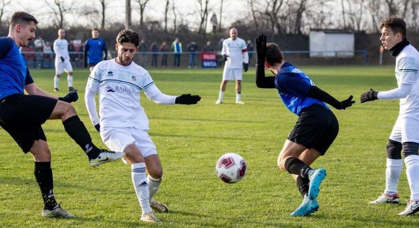 A dobogó árnyékában – vármegyei másodosztály őszi szezonértékelő a Bakonysárkánytól a Tardosig