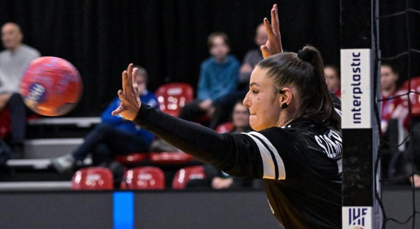 Kézi-vb: nem lehet elégszer visszanézni Szemerey japánok elleni dupla védését