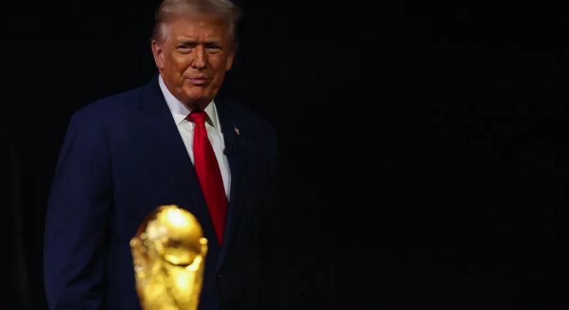 Donald Trump megkapta a FIFA békedíját