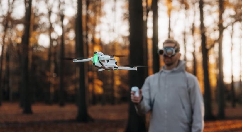 Bemutatta 360 fokos videózásra alkalmas drónját az Insta360