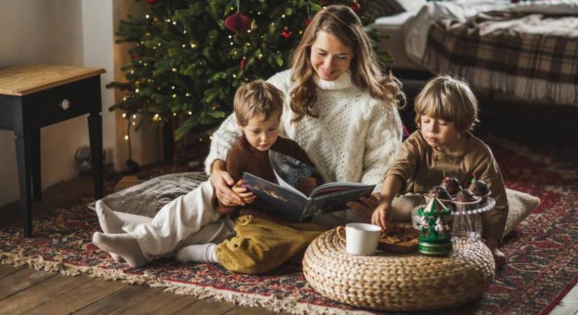 Mit olvassunk a karácsonyfa alatt? Ünnepi könyvajánló kicsiknek és nagyoknak