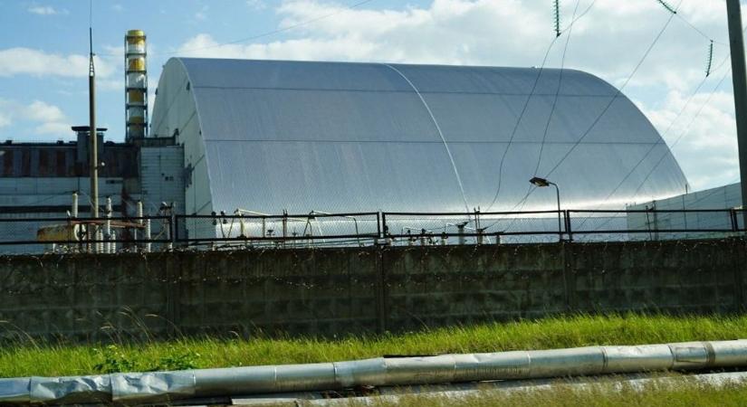 Csernobil árnyékában: újabb atomkatasztrófa fenyegeti Ukrajnát – a kutatók felújítást sürgetnek, de útban van a háború