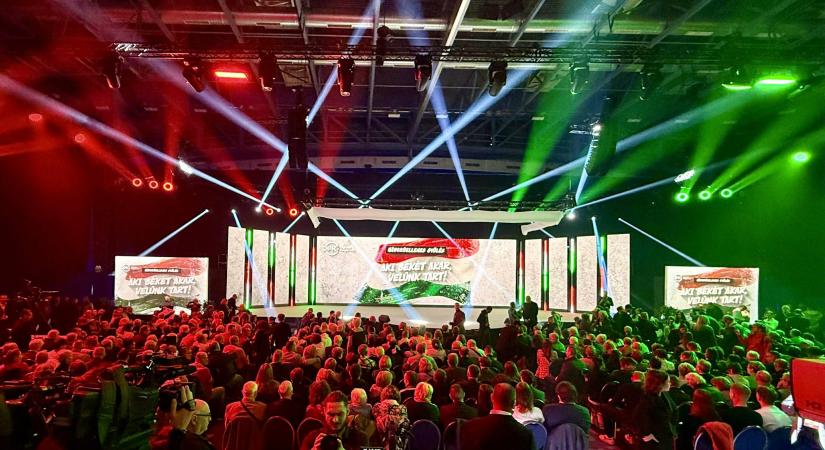 ÉLŐ! Nézze itt a Digitális Polgári Körök országjárásának kecskeméti rendezvényét!