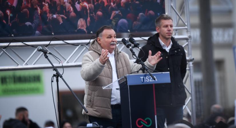 A nyíregyházi tiszás jelöltnek mindegy, hogy marad-e a Fidesz