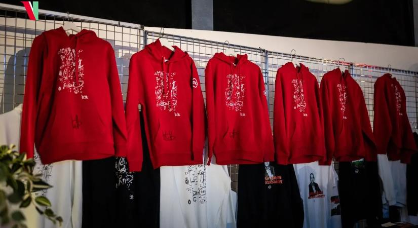 Orbán Viktor és a rejtélyesnek tűnő kreálmány