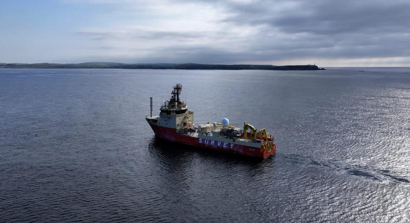 320 000 000 Mbps sebességgel az Atlanti-óceán mélyén jönnek-mennek majd Európa és Amerika között a felhős adatok és az AI-szolgáltatások