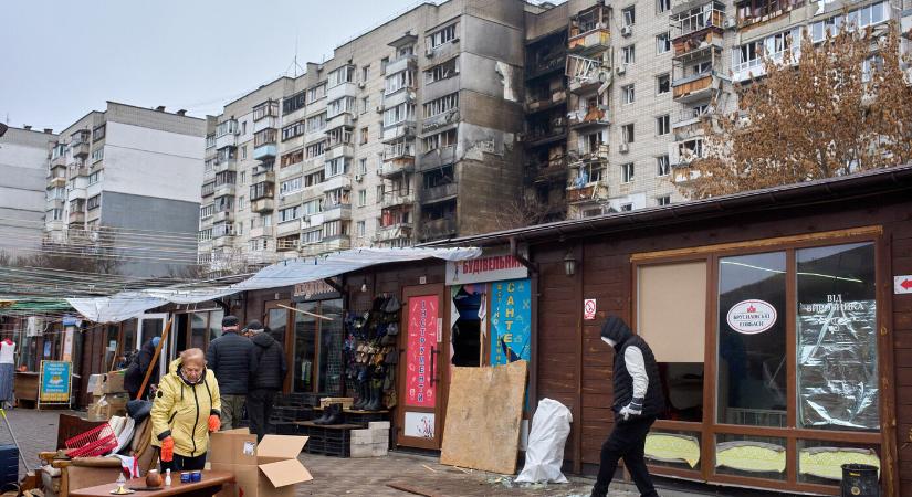 Oroszország több mint hétszáz légi támadóeszközzel mért csapást Ukrajnára